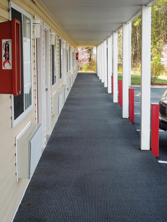 Atrium Inn & Suites Galloway Zewnętrze zdjęcie