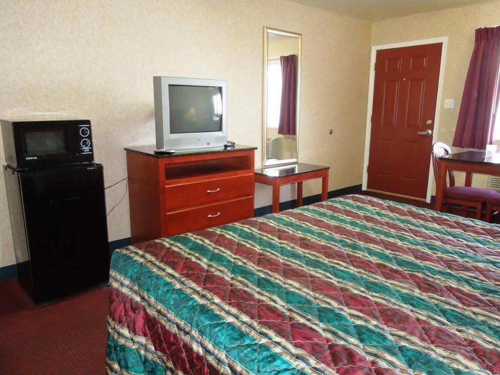 Atrium Inn & Suites Galloway Zewnętrze zdjęcie