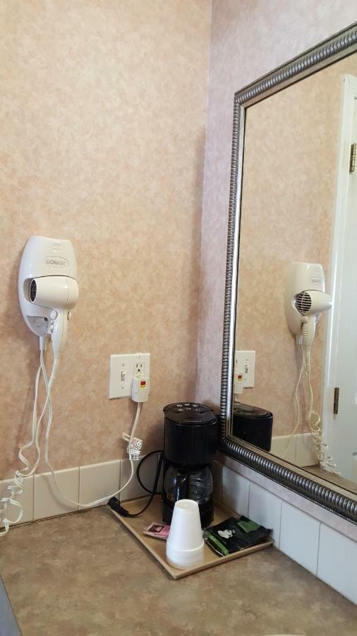 Atrium Inn & Suites Galloway Zewnętrze zdjęcie